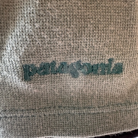 Patagonia sage Green Women's Sweatshirt - Picture 6 of 10